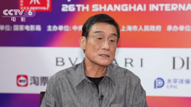 男生摸女生胸的视频